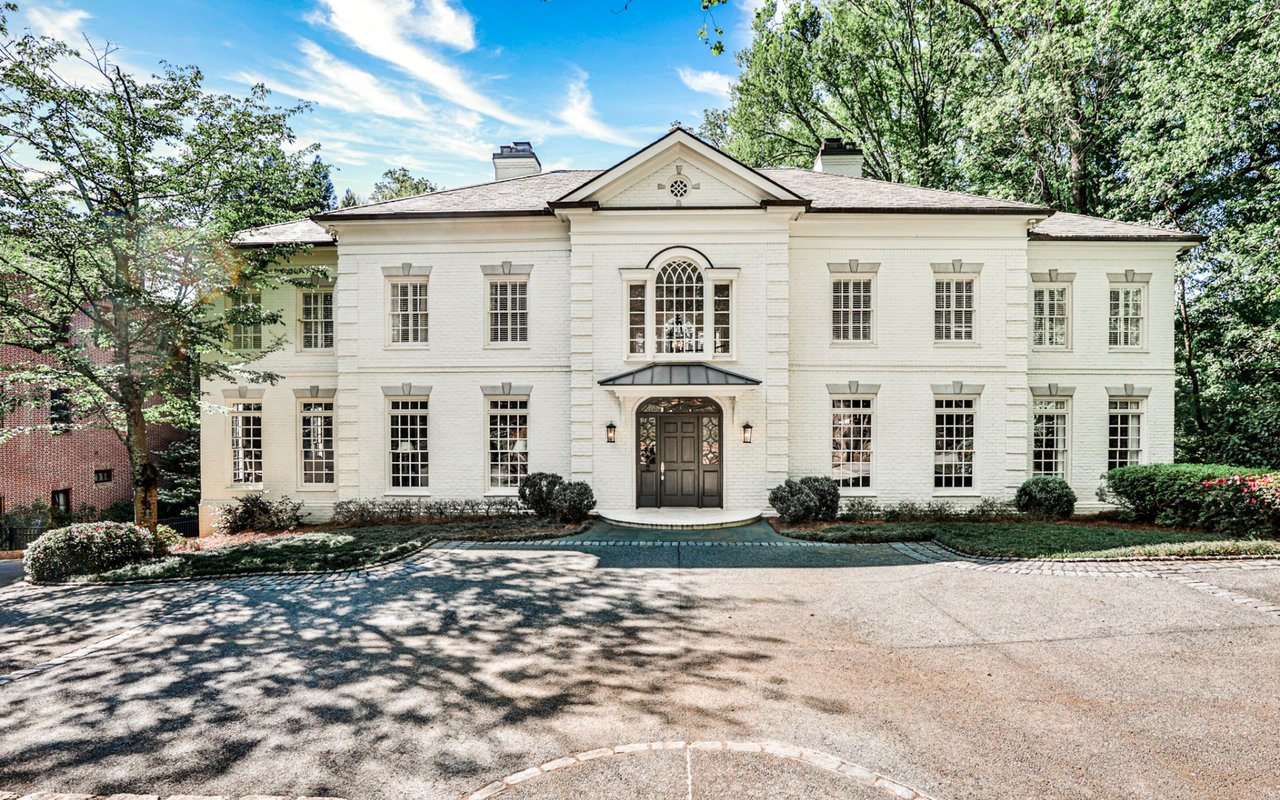 2980 Habersham Way NW Atlanta – Discover Timeless Elegance