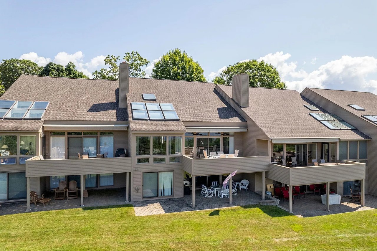 22 Topside Rd #4