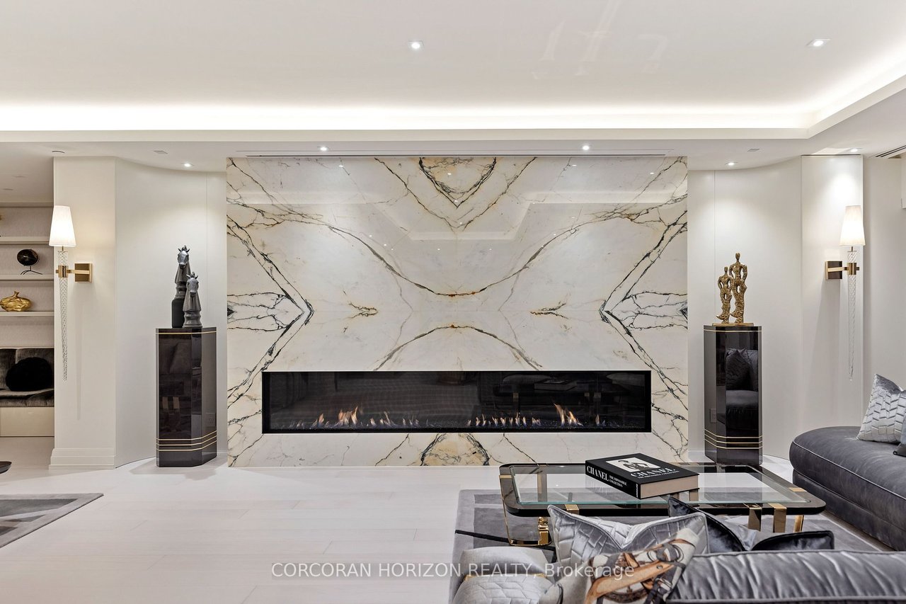 CROWN JEWEL OF YORKVILLE