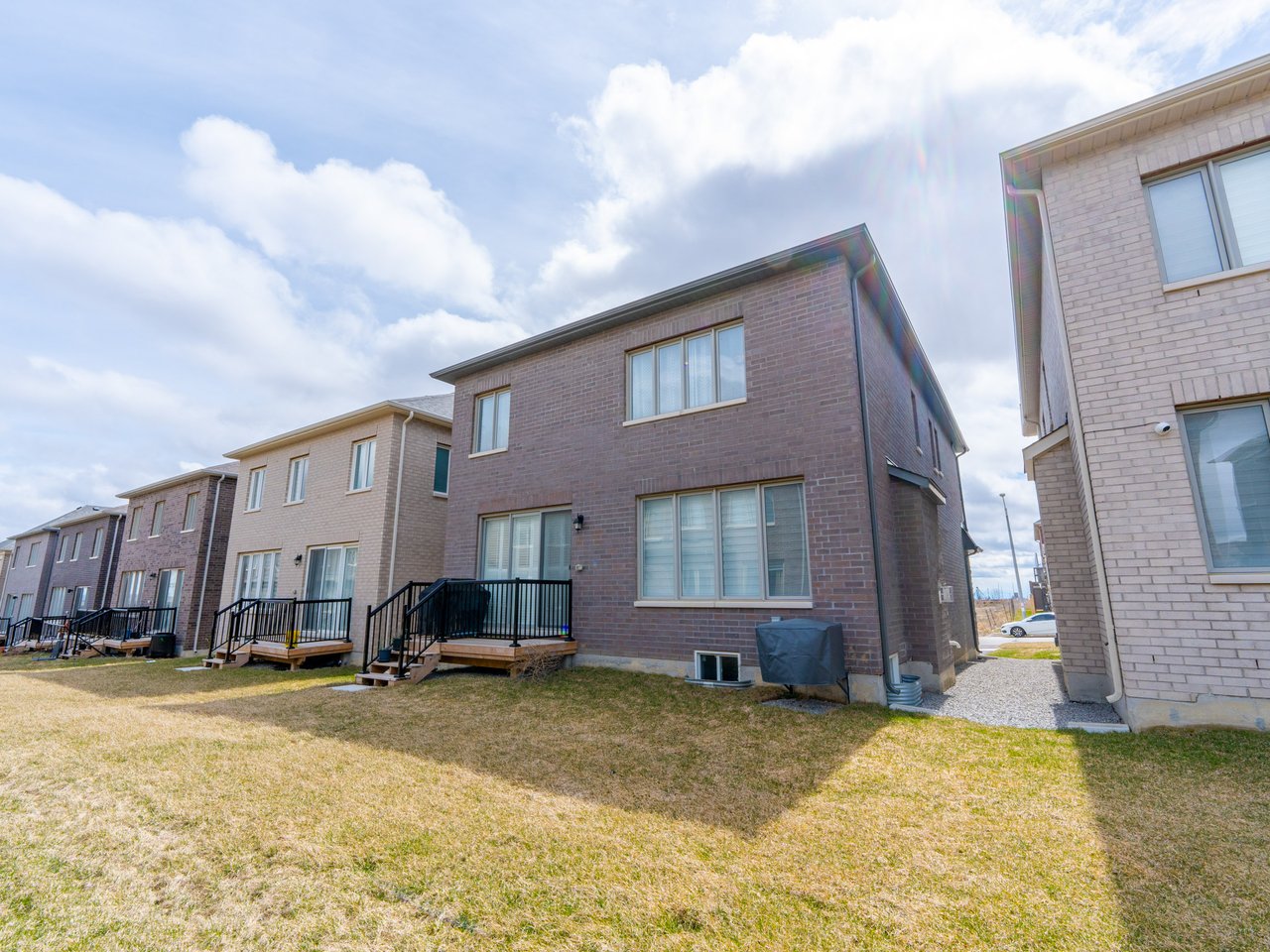 14 Longworth Avenue