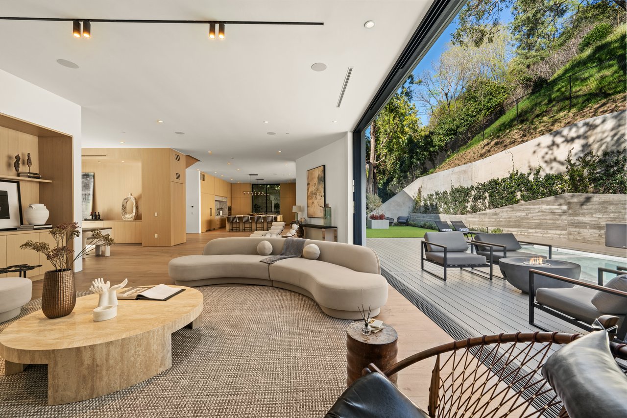 1508 Roscomare Rd, Bel Air 