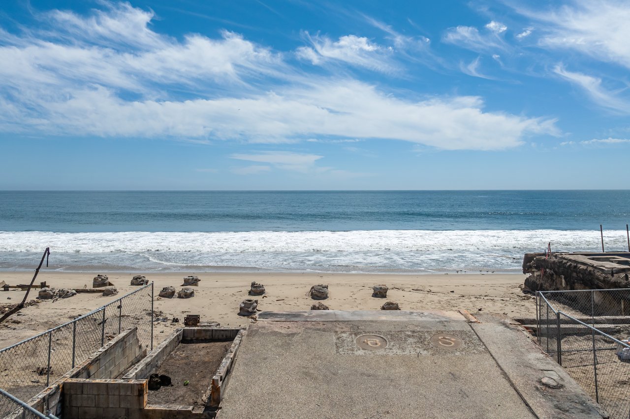 21558 Pacific Coast Hwy