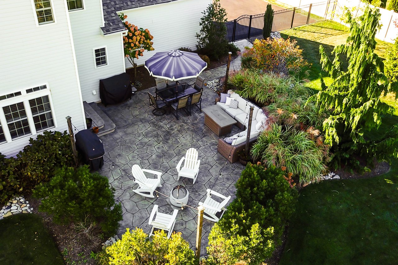 290 Palmetto Drive