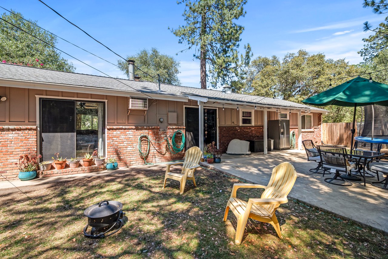 5761 Forest Lake Rd,