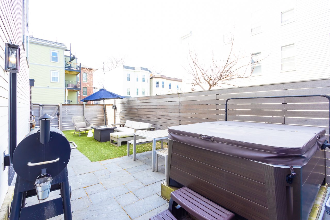 502 E 3rd St # 1, Boston - Luxury Townhome