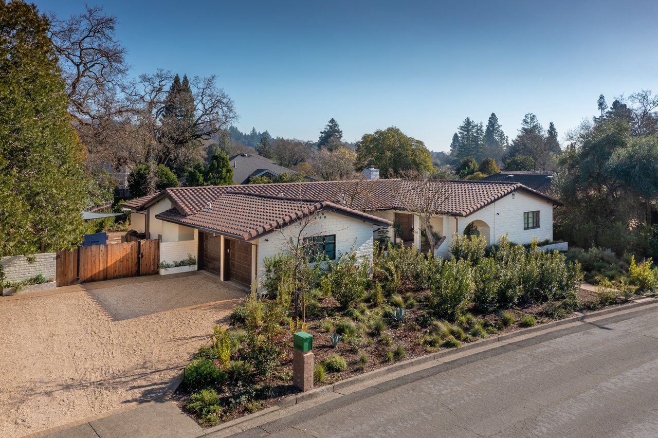 16800 Estrella Drive 