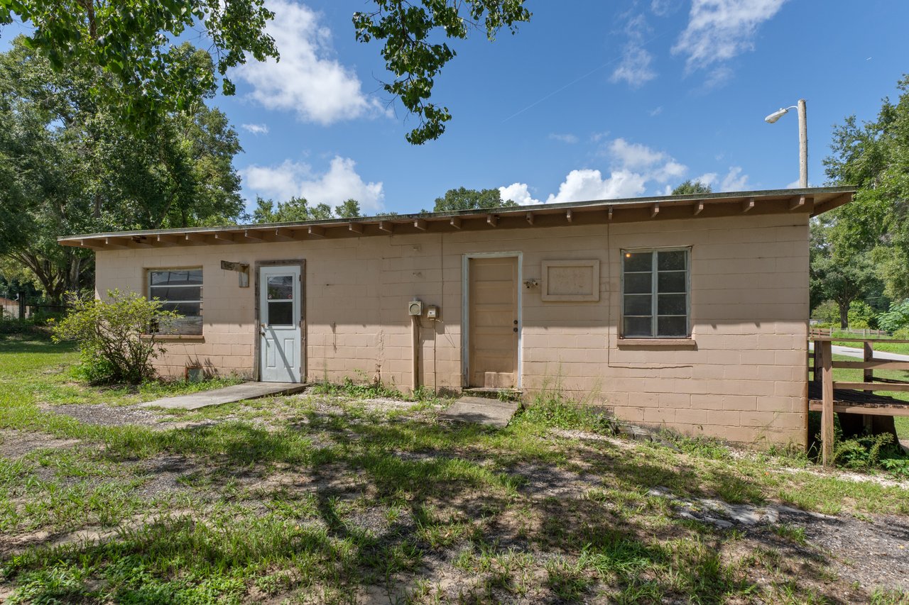 21203 US HIGHWAY 98