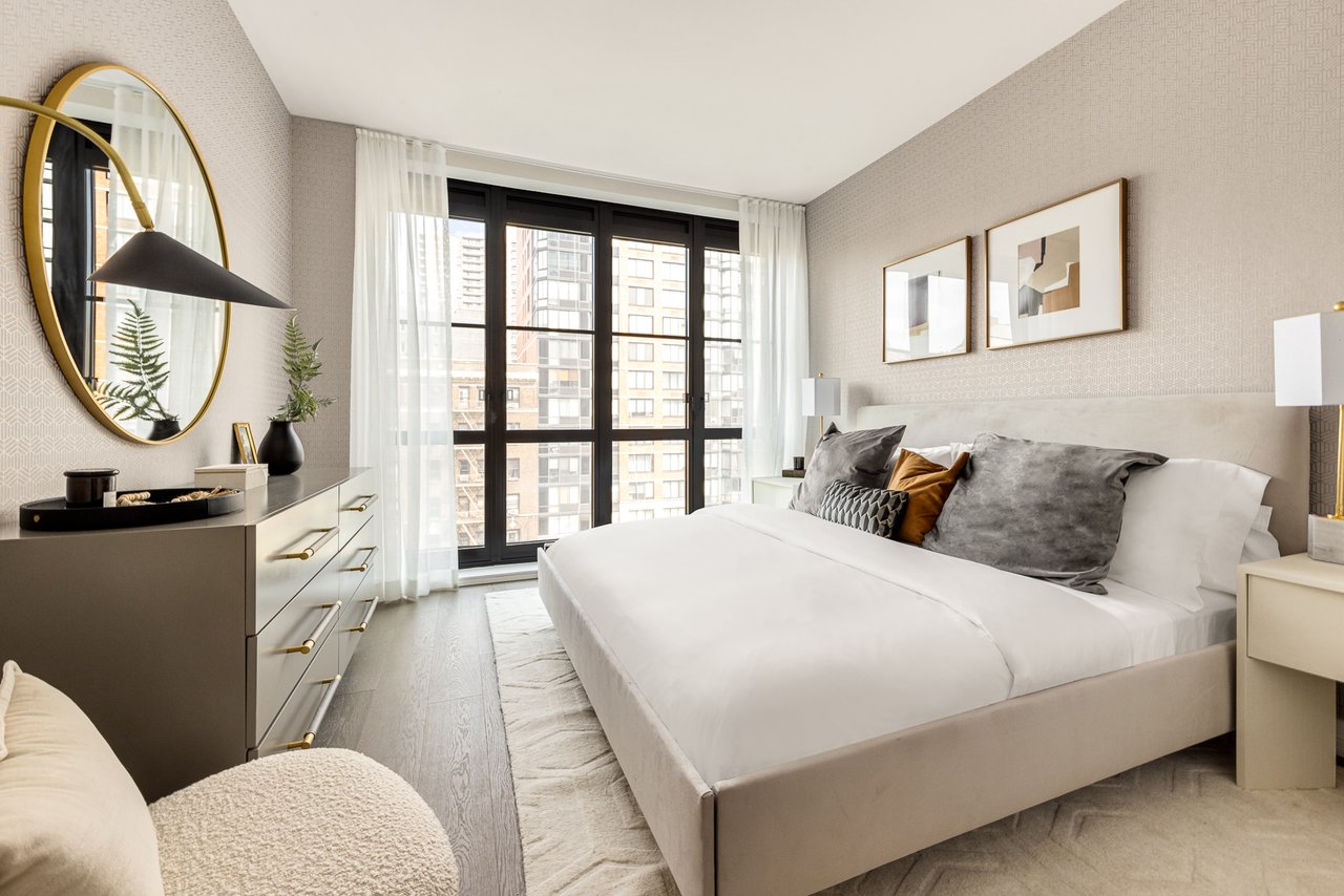 250 West 96th #10D