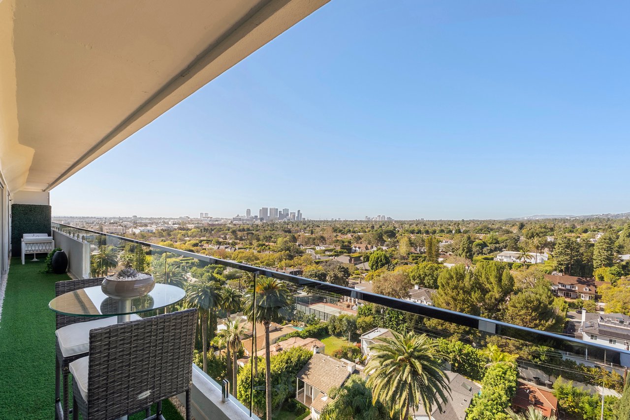 838 N Doheny Dr Unit: 1202, West Hollywood