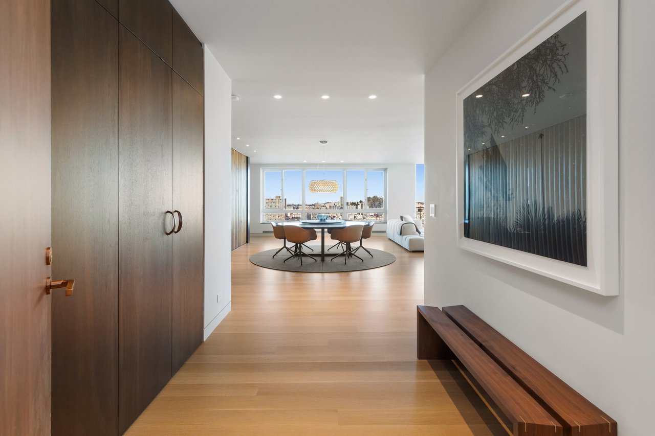 Showcase Apartment on Nob Hill