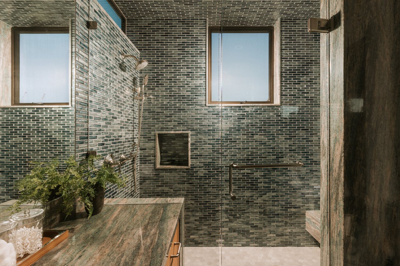 709 Walden Dr