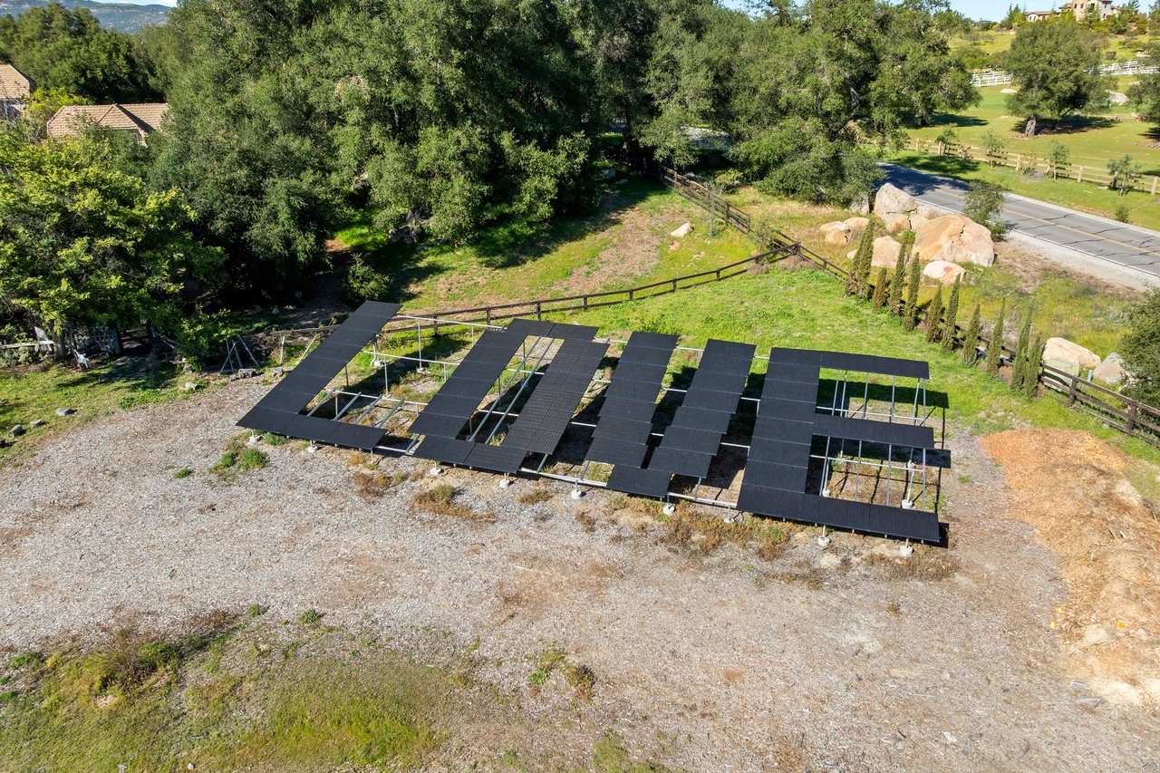 39455 Avenida La Cresta