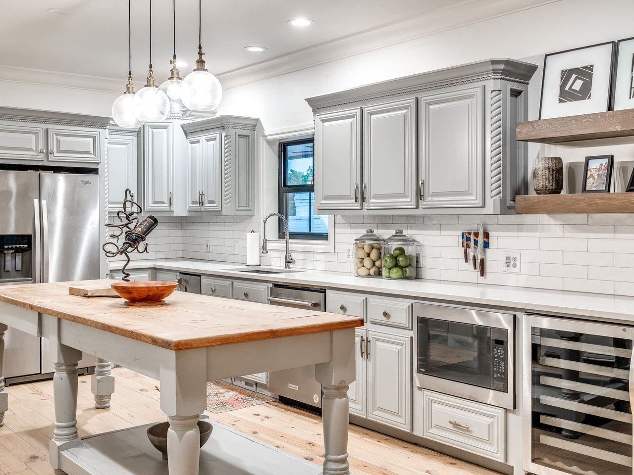 LISTING OF THE WEEK • OKLAHOMA LUXURY  Five Acres. Four Bedrooms. Zero Compromises - 13500 Three Oaks Dr Jones, Oklahoma - Wyatt Poindexter - The Agency Oklahoma 