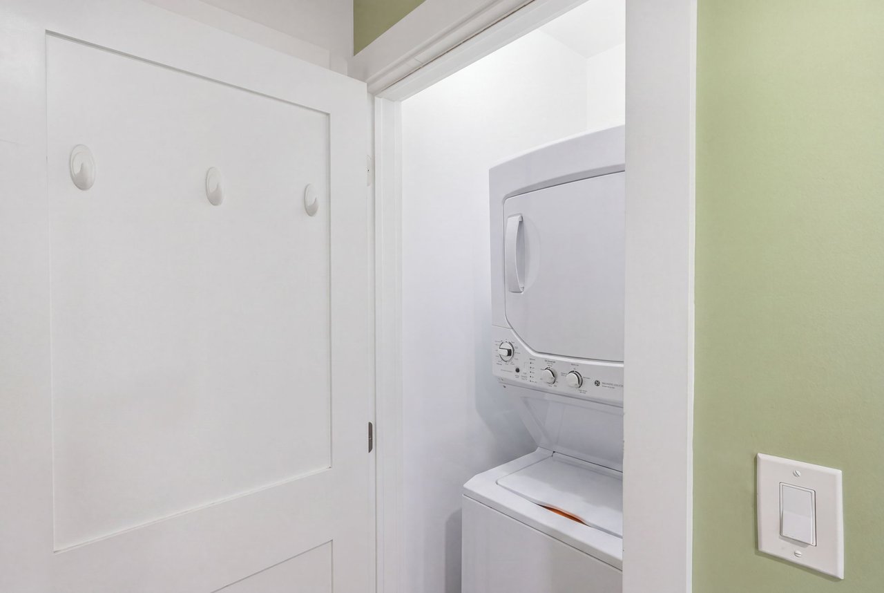 18 Phelps St #1 Salem, MA 