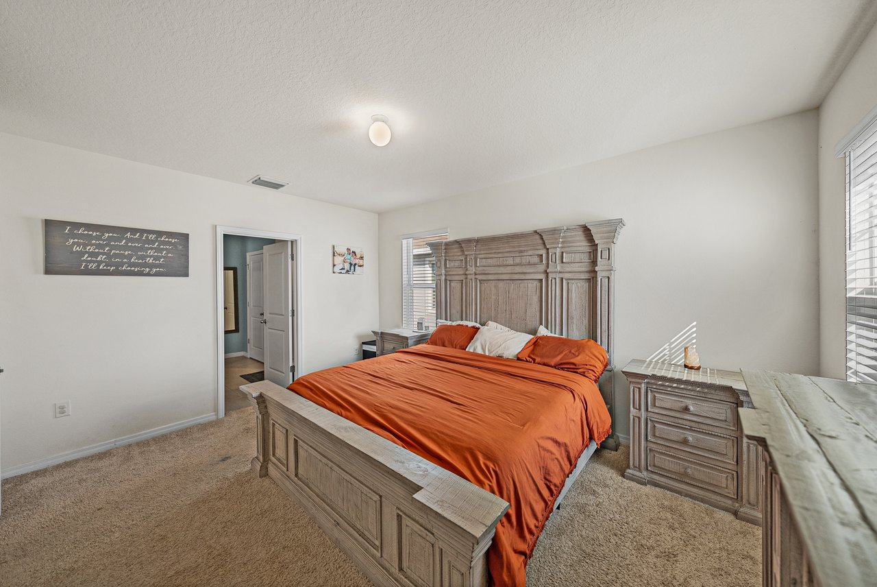 10951 PENNY GALE LOOP