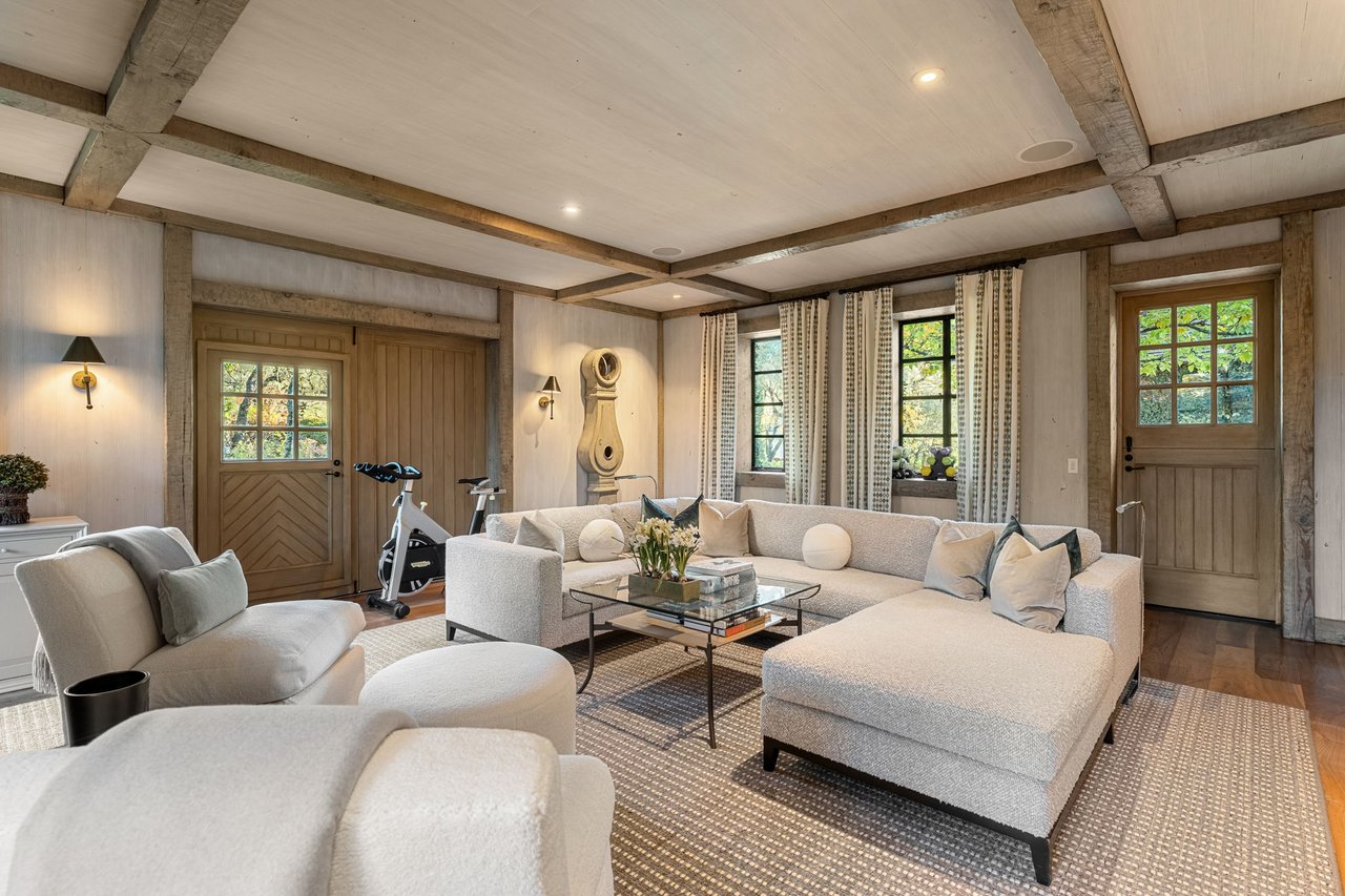 Napa Valley Compound