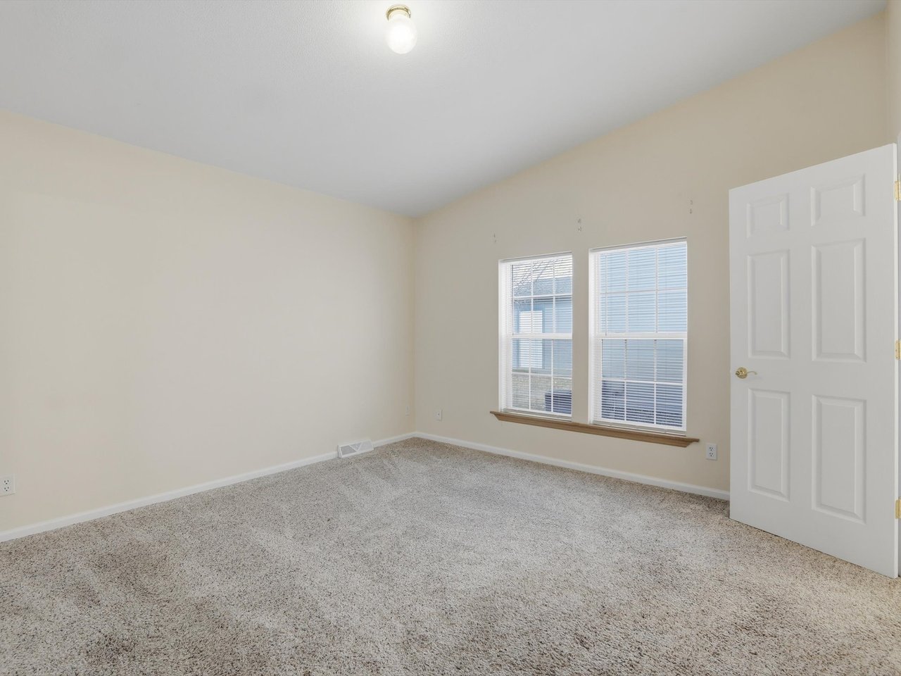 4578 Gray Fox Heights 52