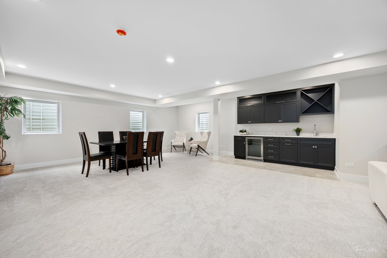4508 Stonewall Avenue