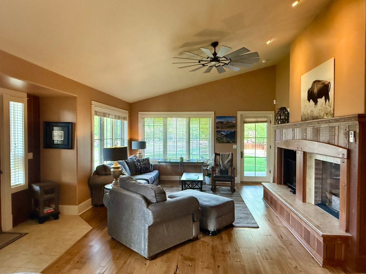 106 Cayuse Ct