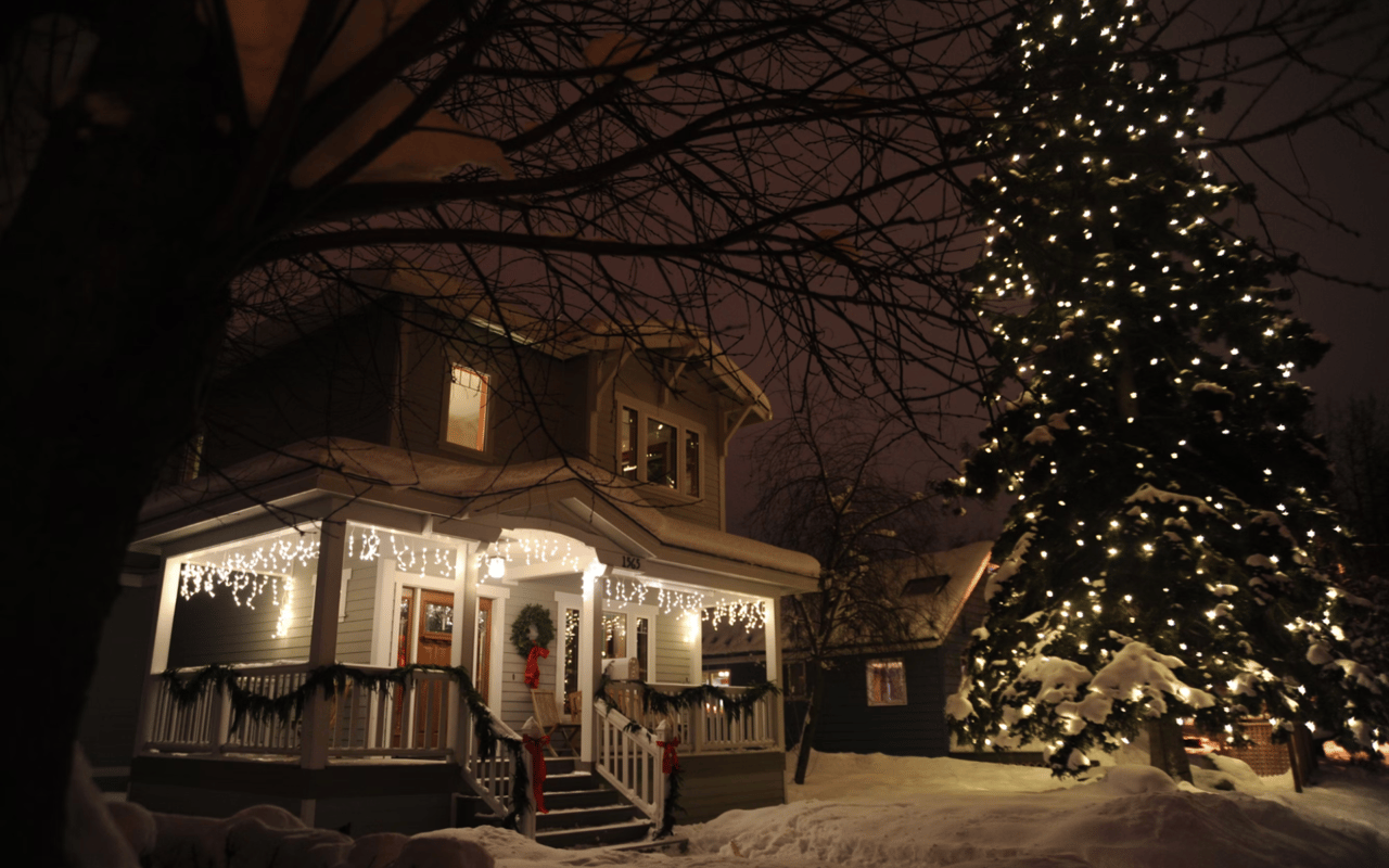 The Best Places to See Christmas Lights in Morristown, NJ