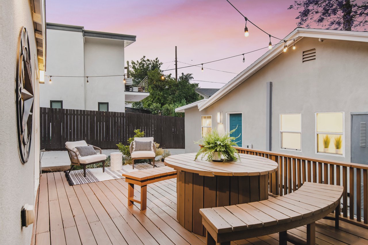 904 Farnam St, Highland Park