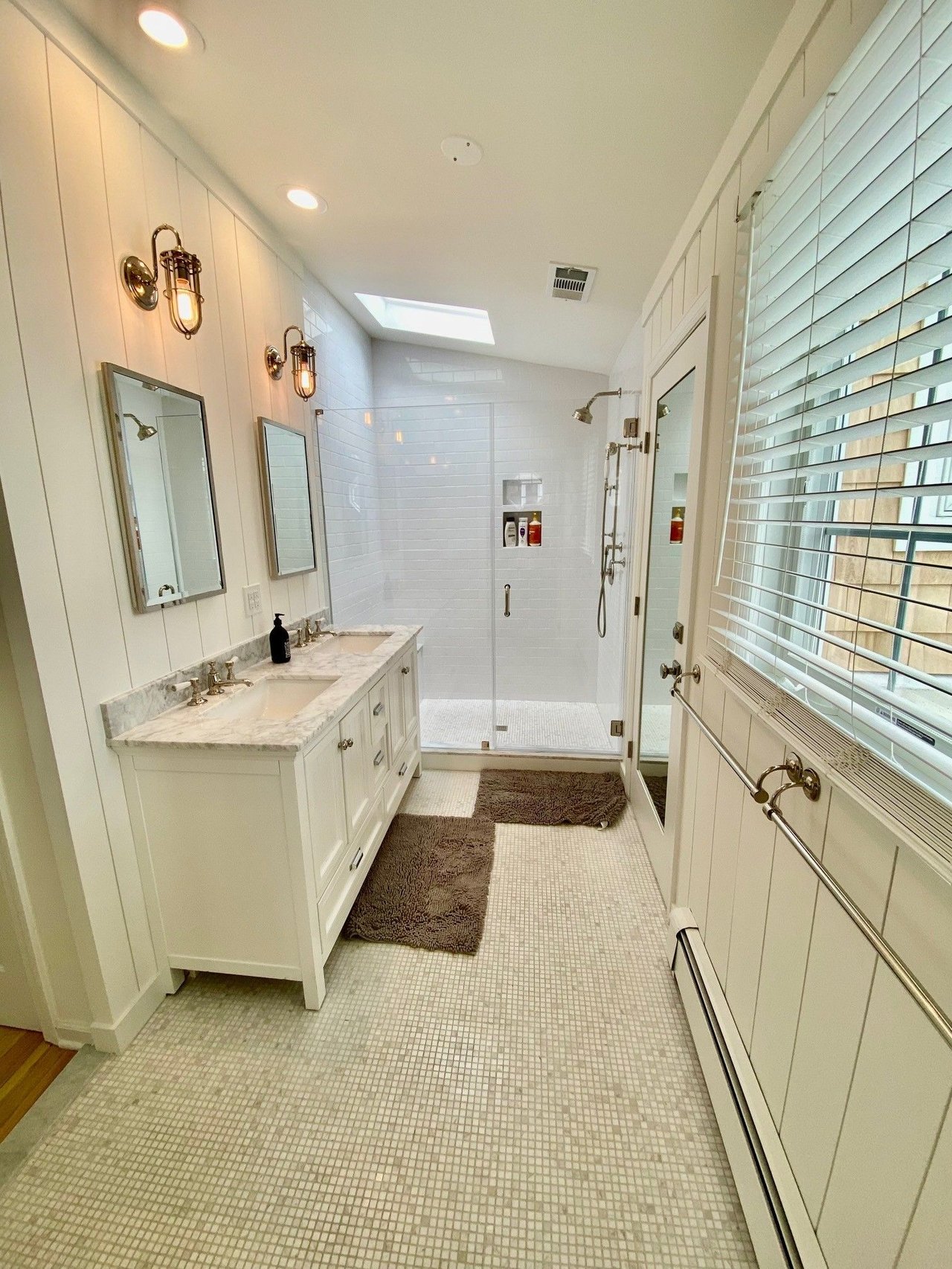 #26 Spacious Shore Colonial