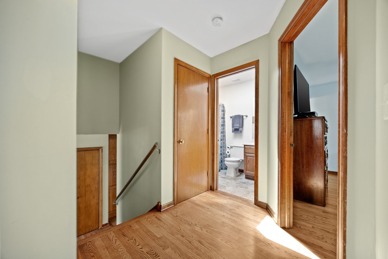 4600 Roslyn Road