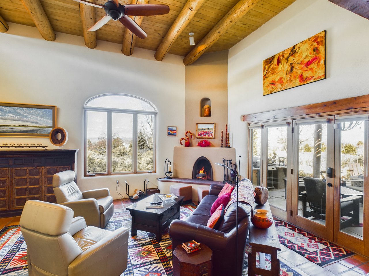 Taos Luxury Lease in Weimer