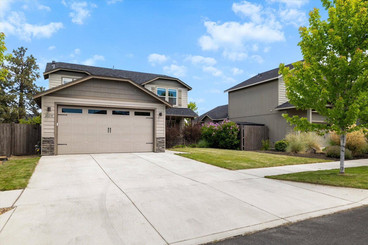 21278 SE Daylily Ave