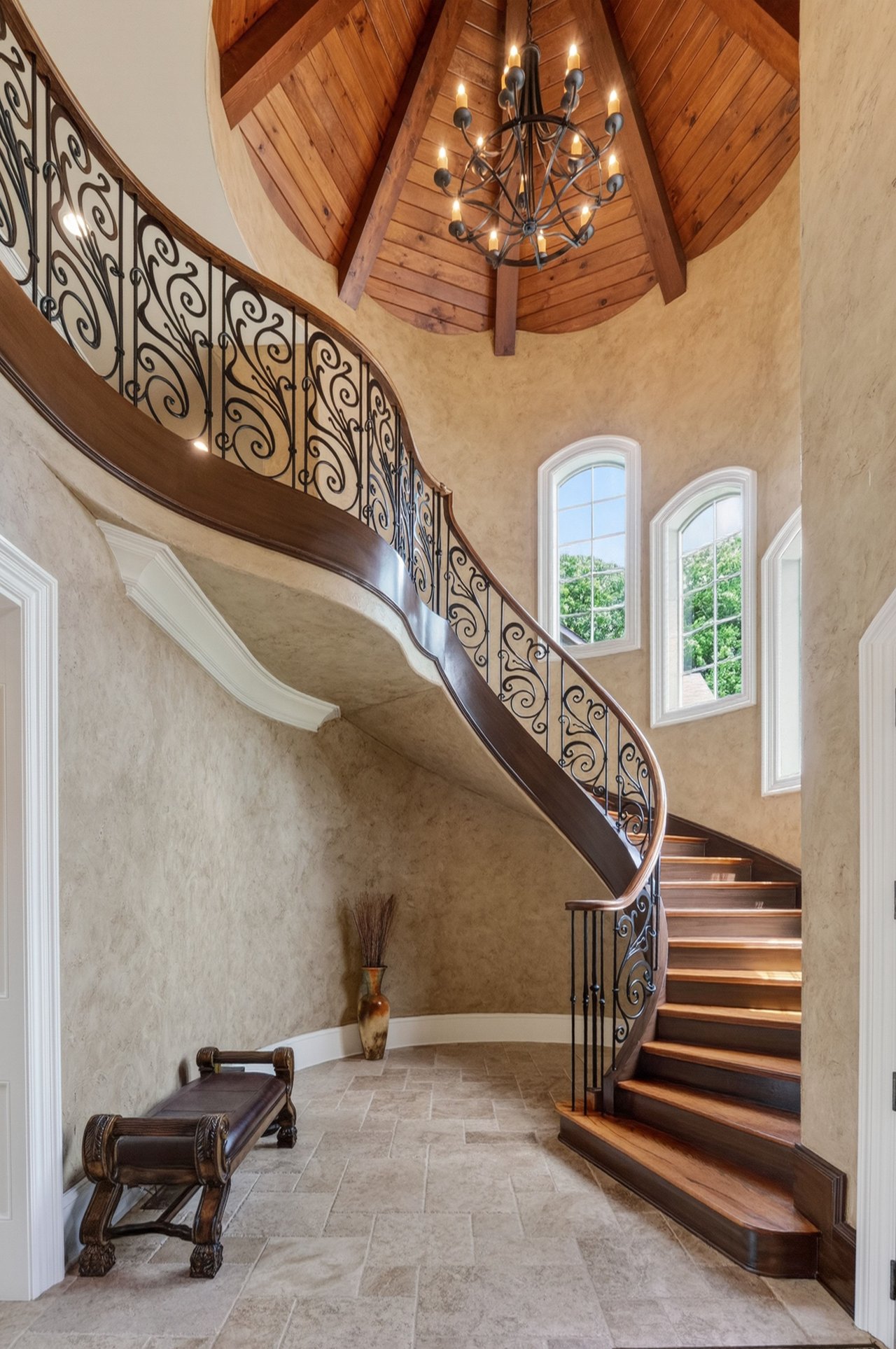 Private Exclusive Listing