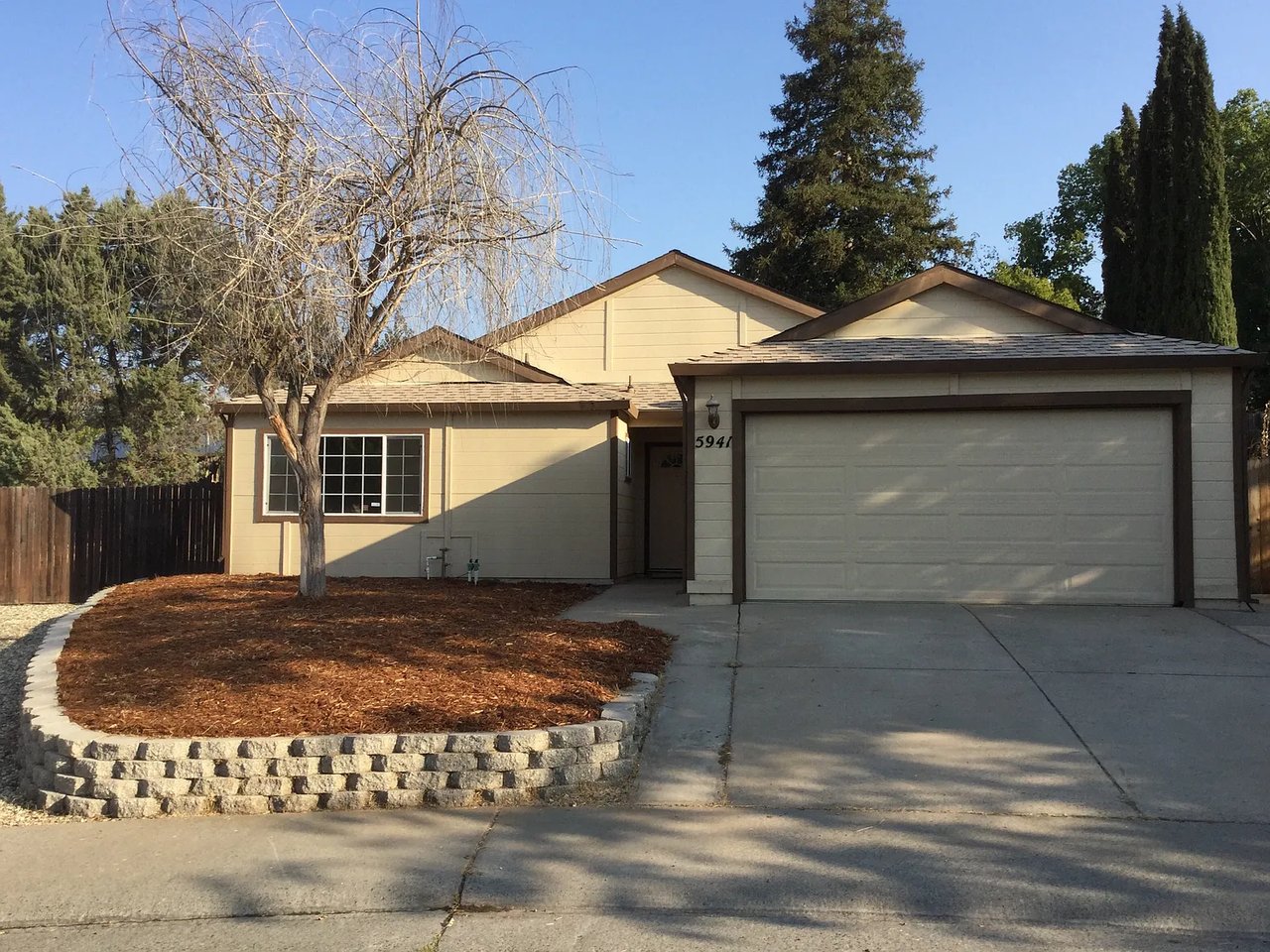 5941 Creighton Way