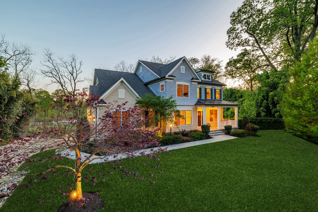 10006 Woodhill Road