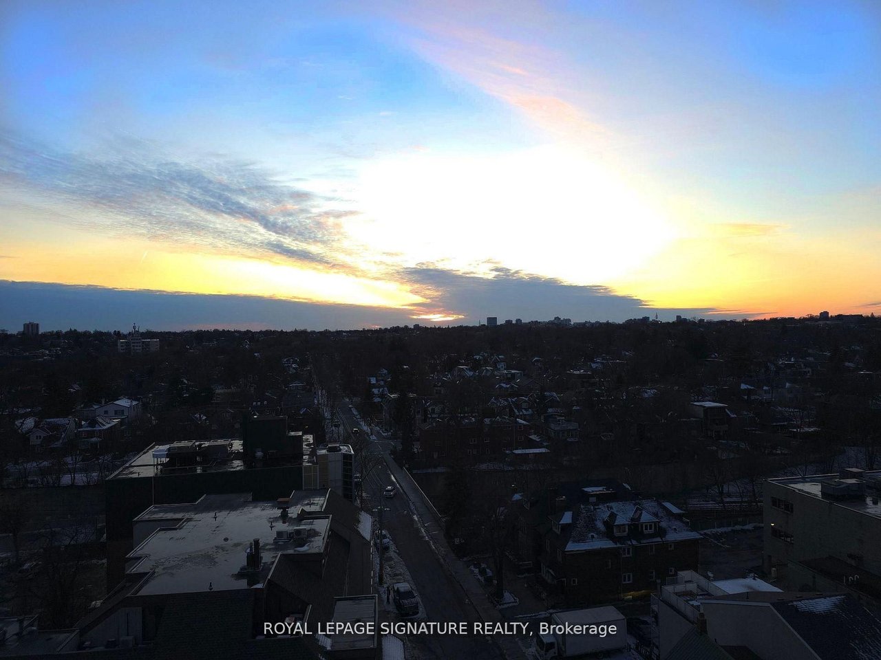 J. DAVIS HOUSE PENTHOUSE 