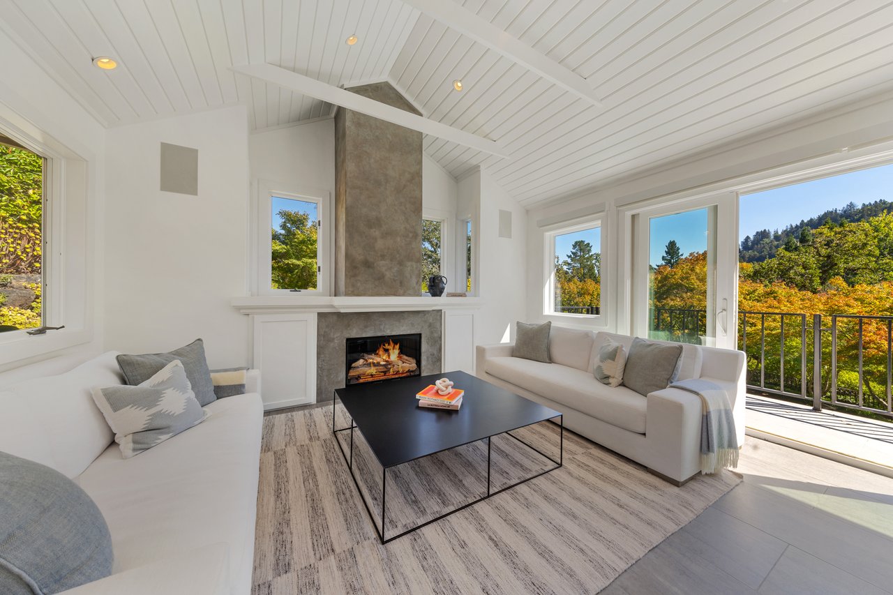 Private, Modern Compound in Premier Ross Location