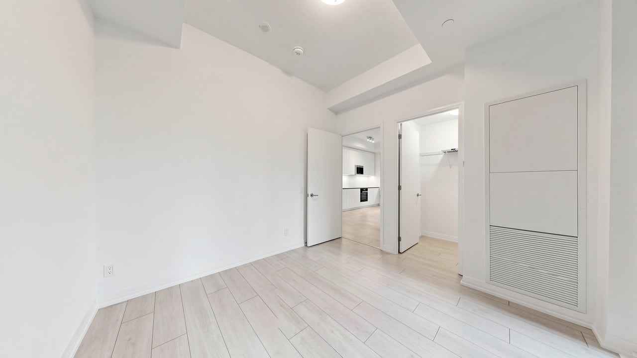 Luxury King West Residence