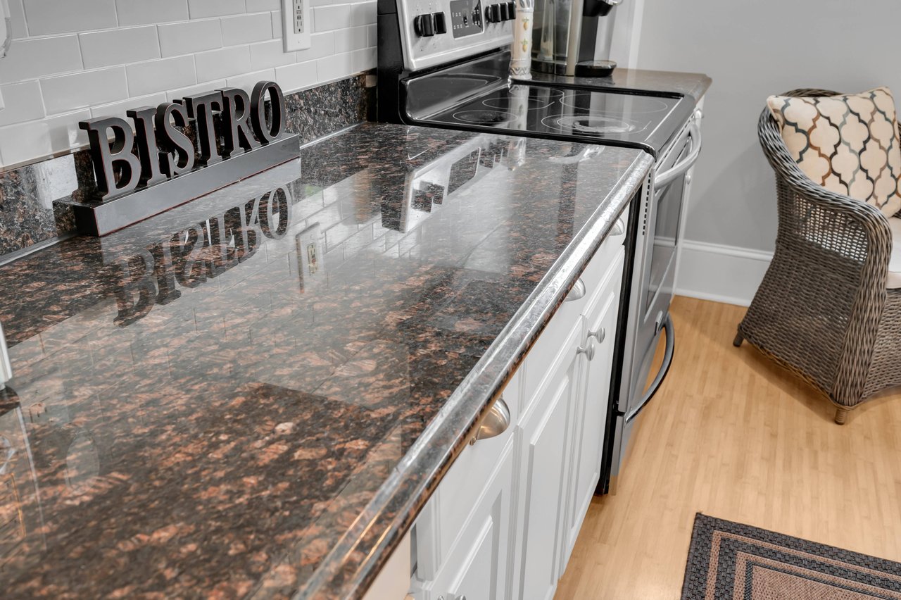 #4 Beautiful Well Design on the First Floor With Outside Deck - Just 3 Homes From Ocean, Bay Head, New Jersey