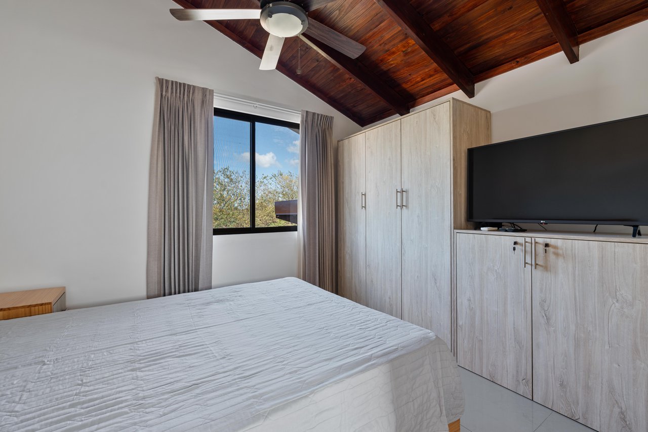 Condominio Villagio Parque del Lago Palma 21-1 | New two bedroom condo plus mezanine
