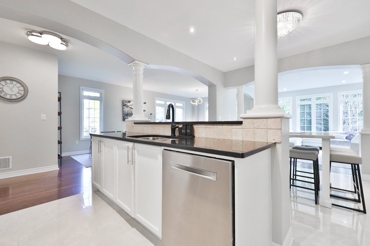 3262 Skipton Lane, Oakville