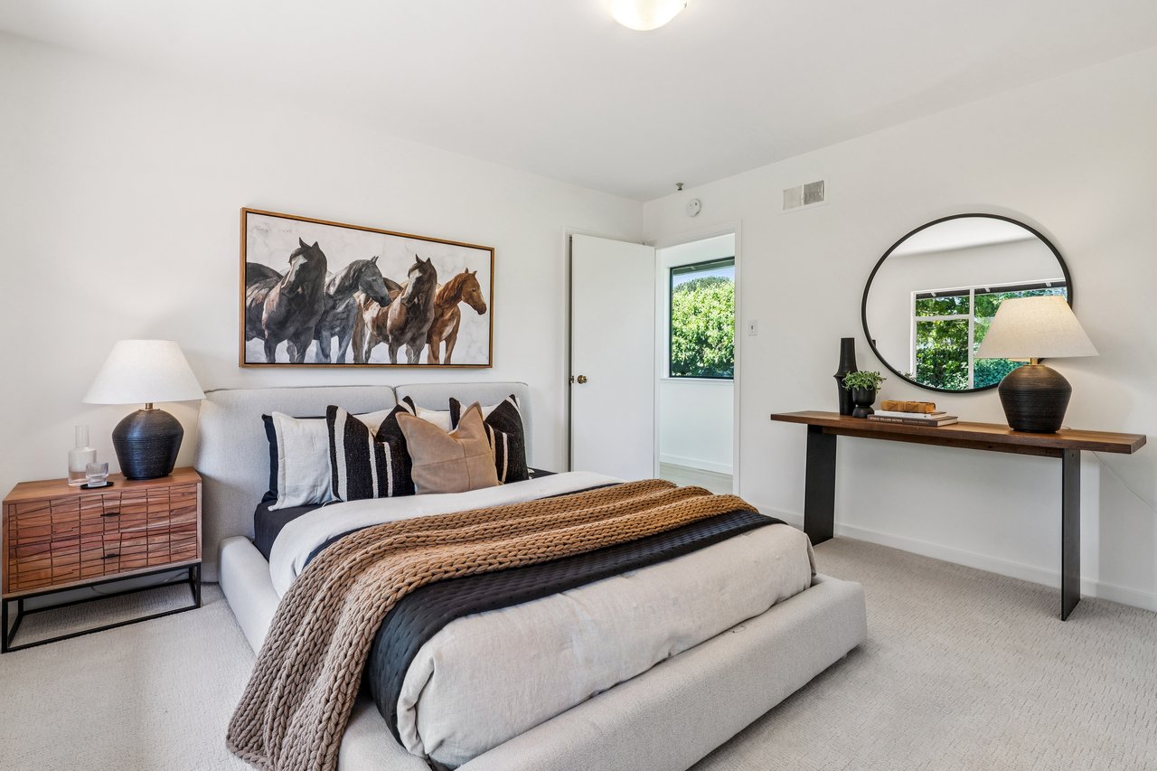 Single Level Living on the Belvedere Lagoon
