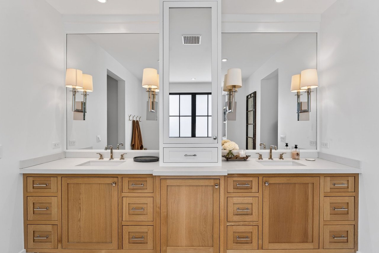 5217 E CALLE REDONDA