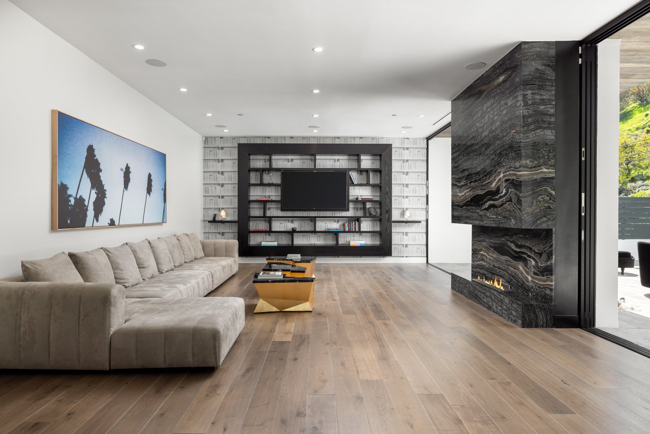 1619 San Ysidro Dr, Beverly Hills