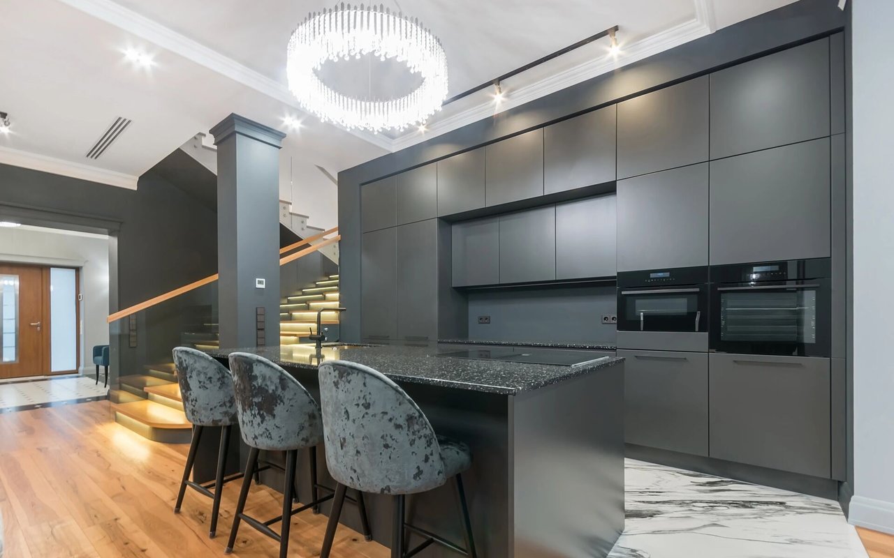 Why Median Home Sales Price Is Confusing Right Now