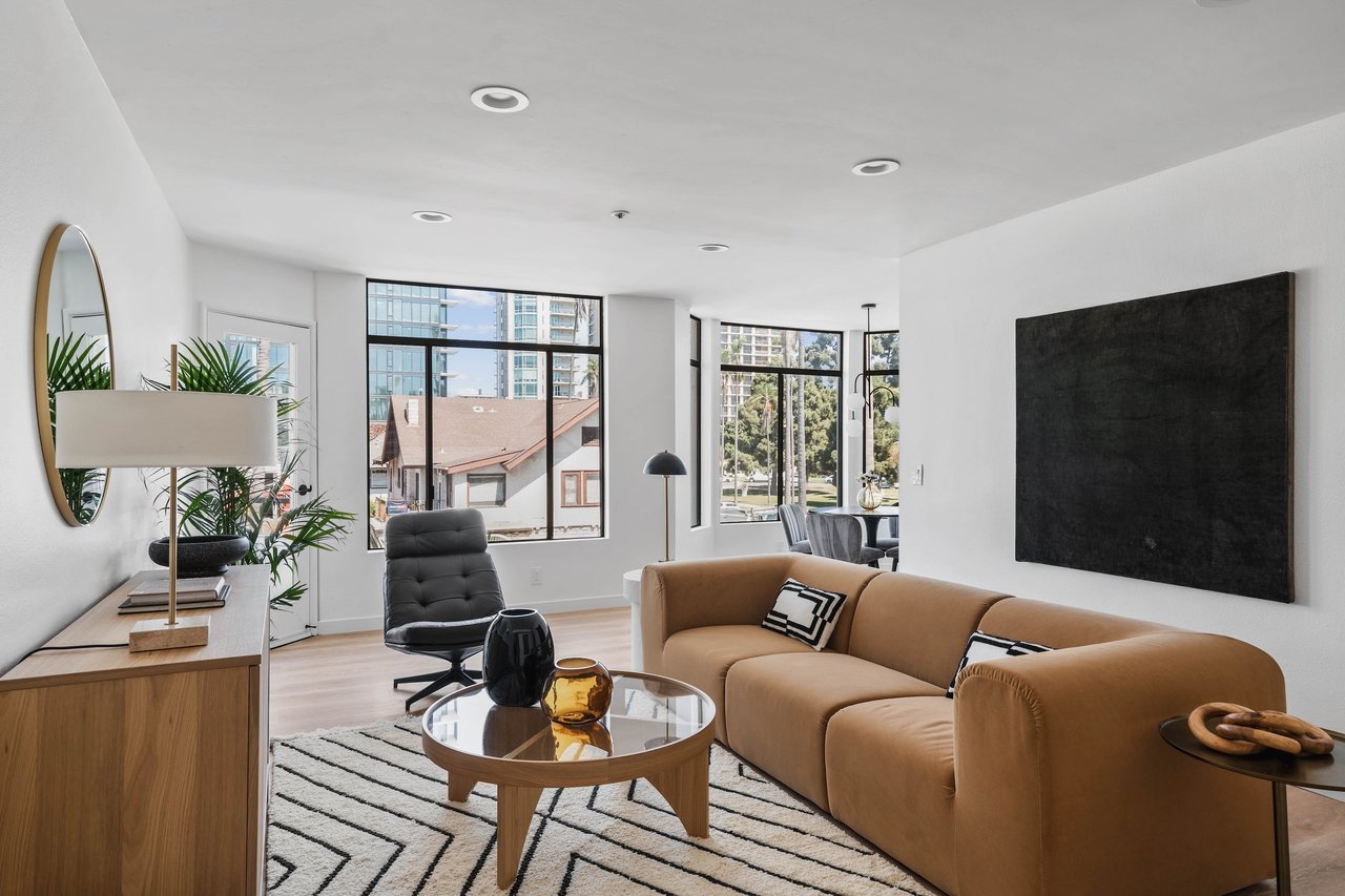 3290 Sixth Ave, Unit 3B