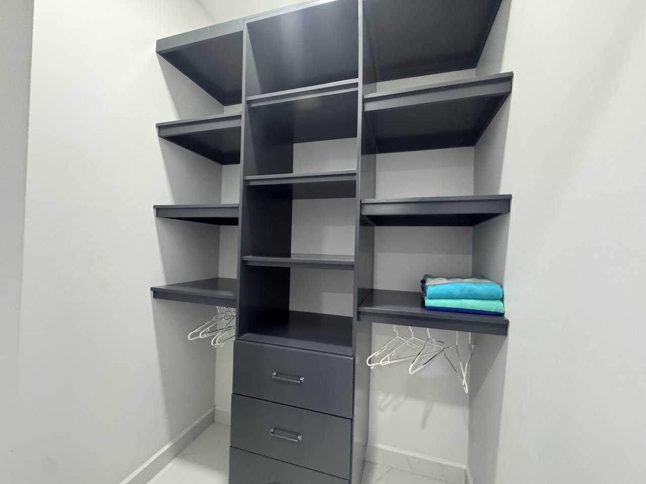 Jardines Del Sol 3 Bedroom, 3 Bathroom