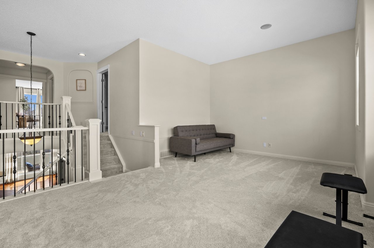 311 Royal Oak Circle NW