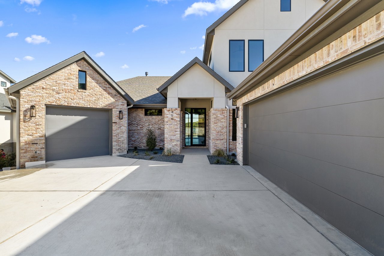 406 Sweet Grass LN