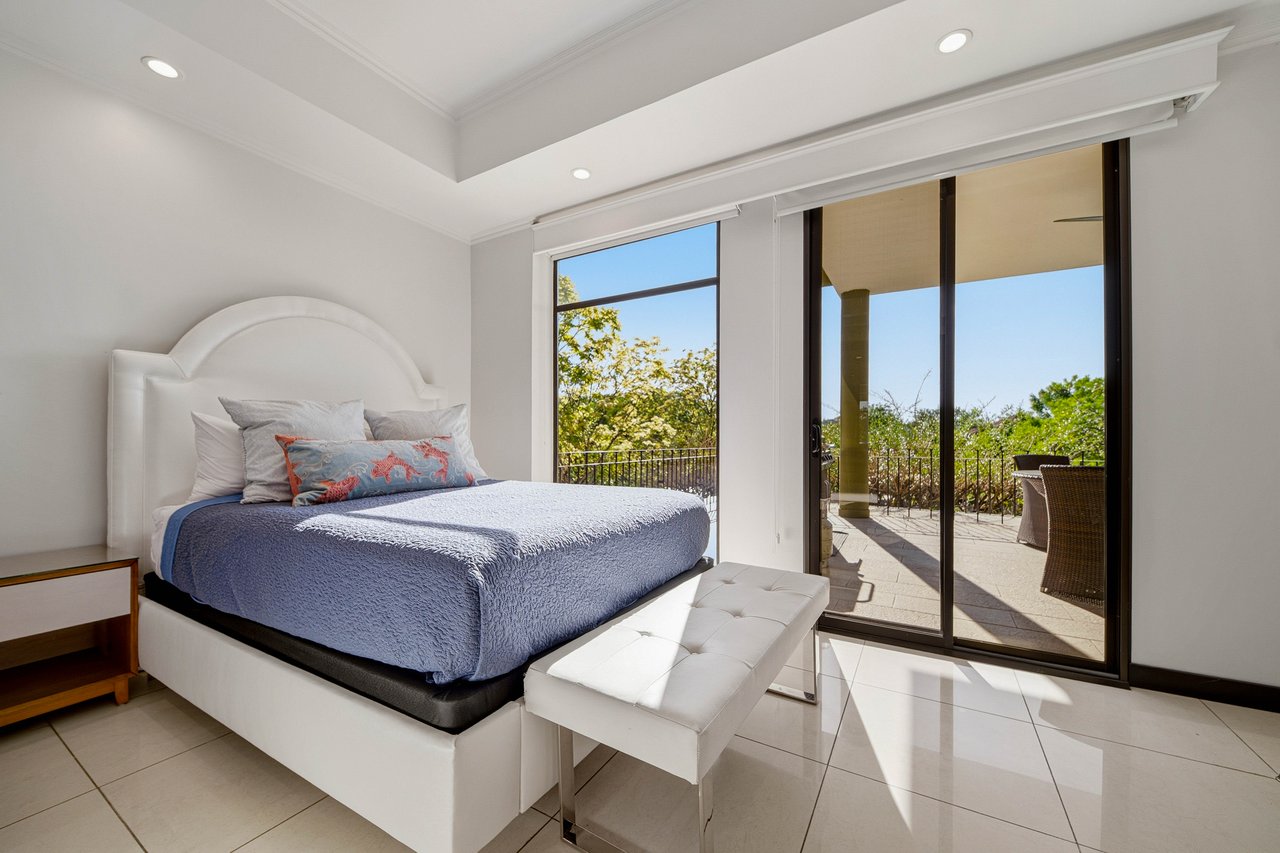 Carao T2-2 | 3BR Condo with Renovated Interiors in Reserva Conchal