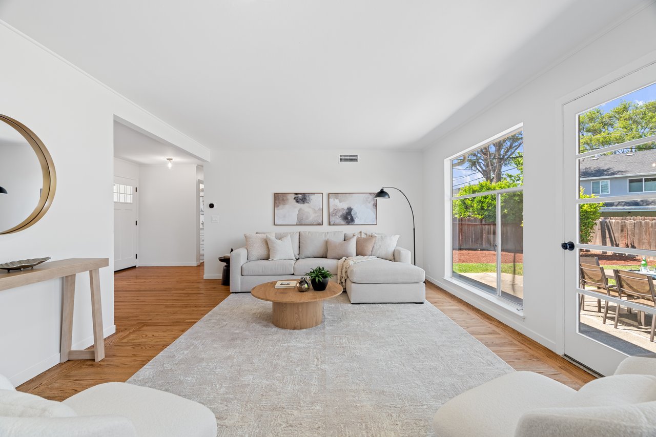 1105 W Mc Kinley AVE