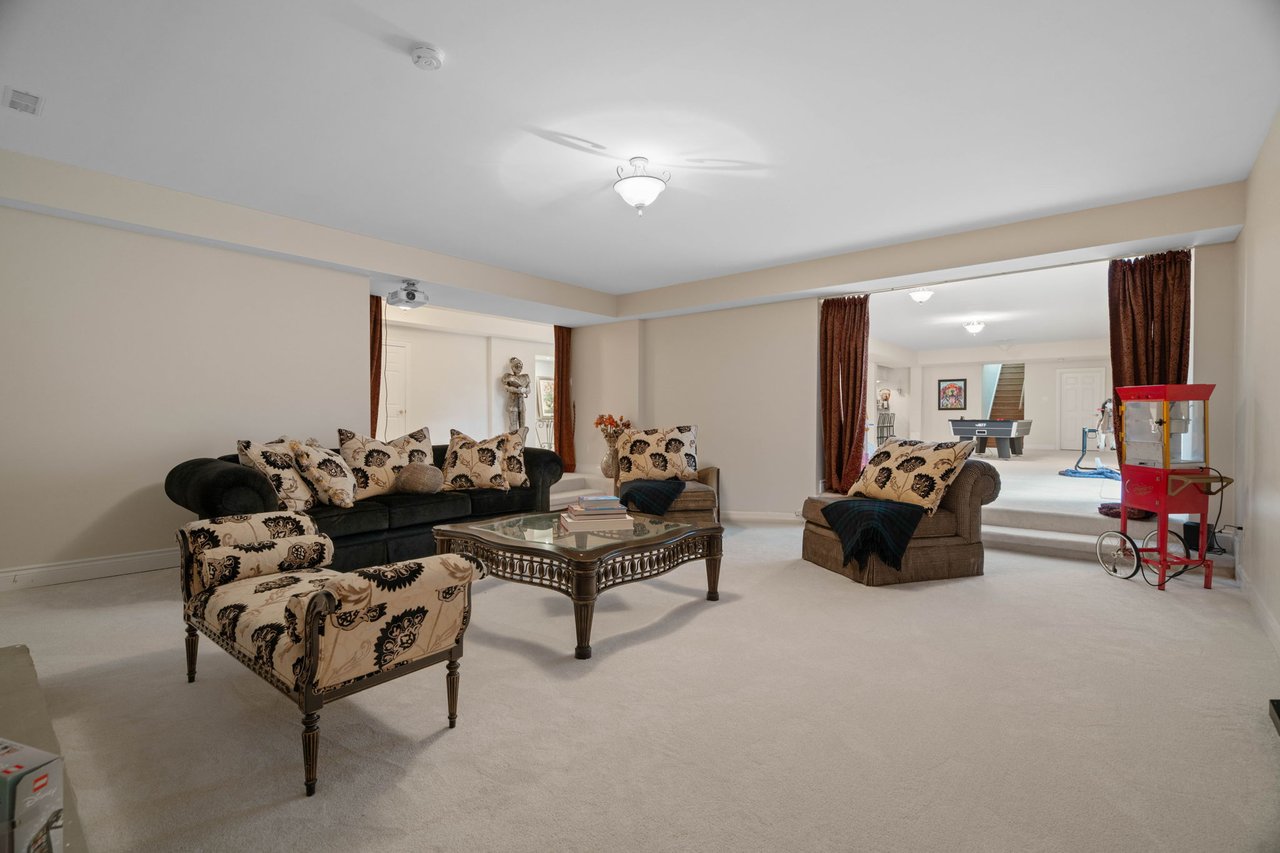 Neoclassical Residence