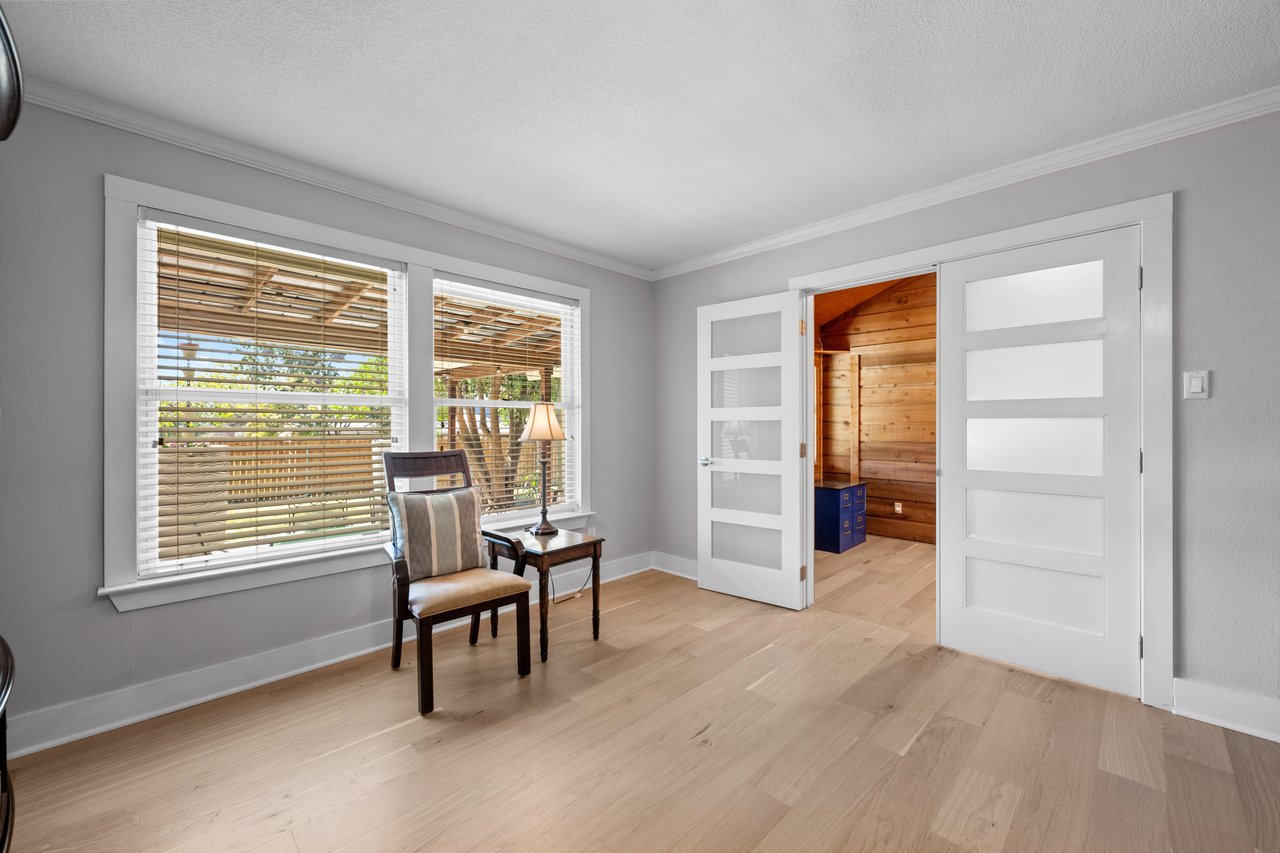 6103 Waldon Hollow